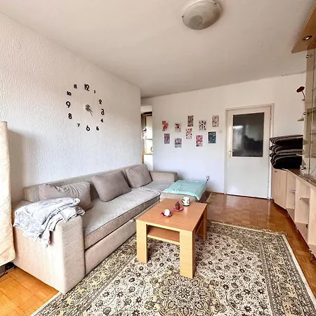 Homey In Grbavica *