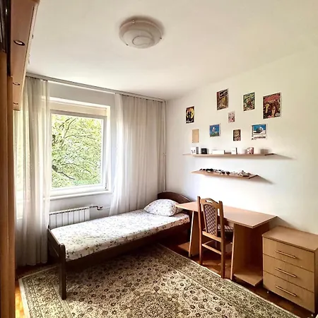Homey In Grbavica Διαμέρισμα
